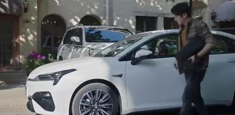 余欢水老婆同款座驾，13.98万起，轴距2750mm，在全国都不限号