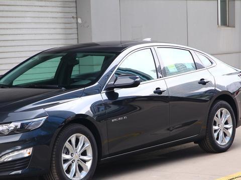 彻底败给了车标，曾是一线合资B级车，今配真皮座椅，才12万+