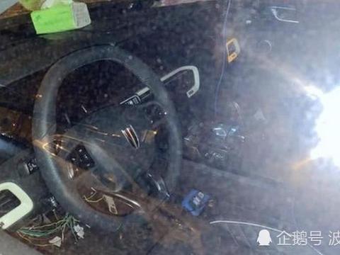 红旗大型SUV内饰曝光，采用连体大屏设计