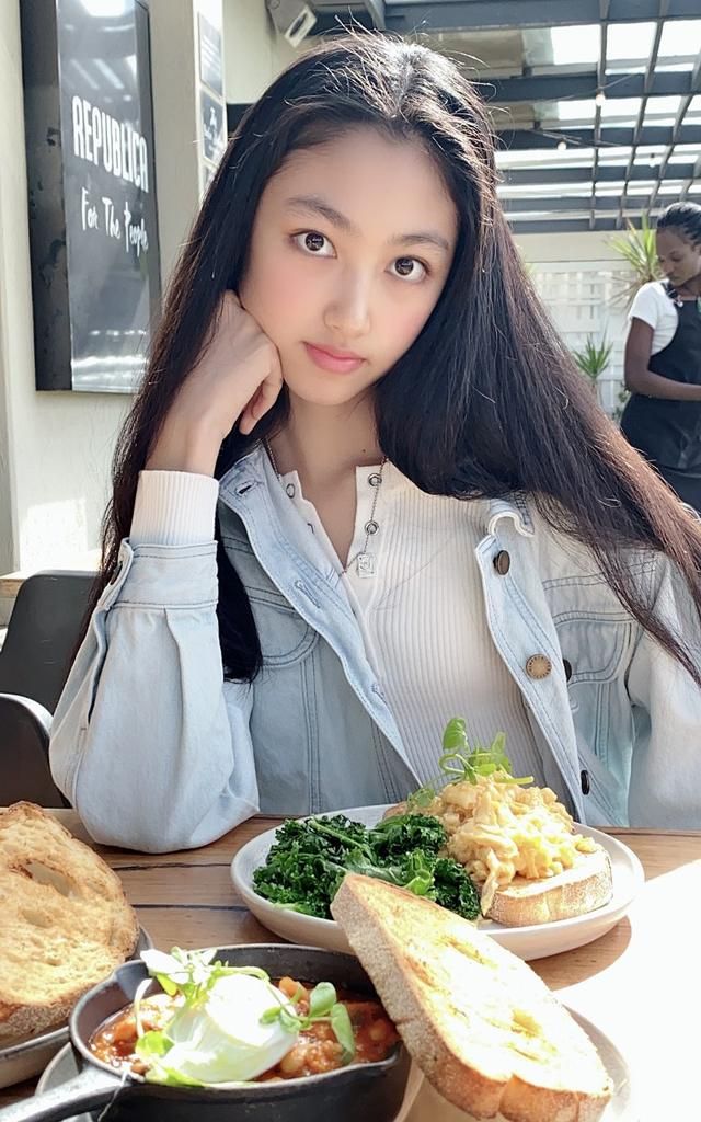 李连杰女儿自曝患有严重抑郁症