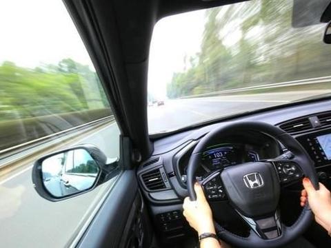 居家SUV它口碑更佳，配置丰富质量好，关键是提供混动车型