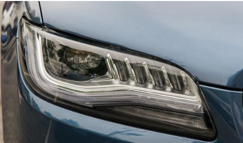 这进口车跌至“白菜价”！比奥迪A4漂亮10倍，买到人却很少