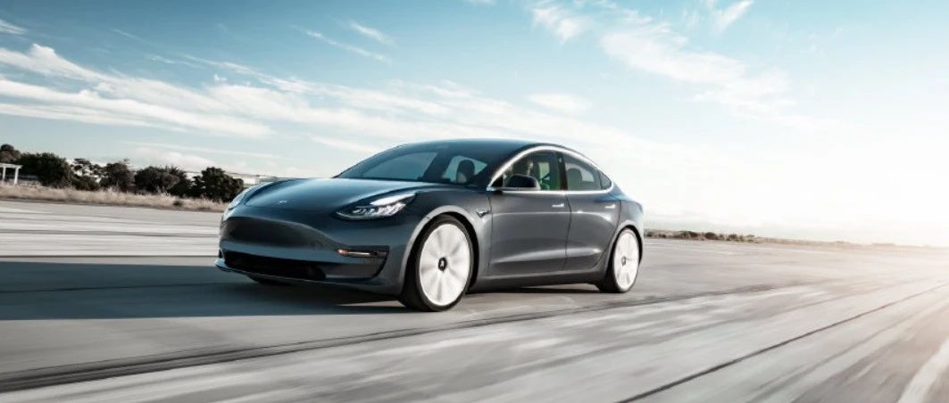 国产Model 3月销破万 特斯拉或重塑豪华车格局