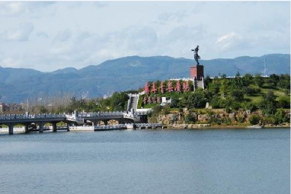 玉溪晚上哪儿有站大街的