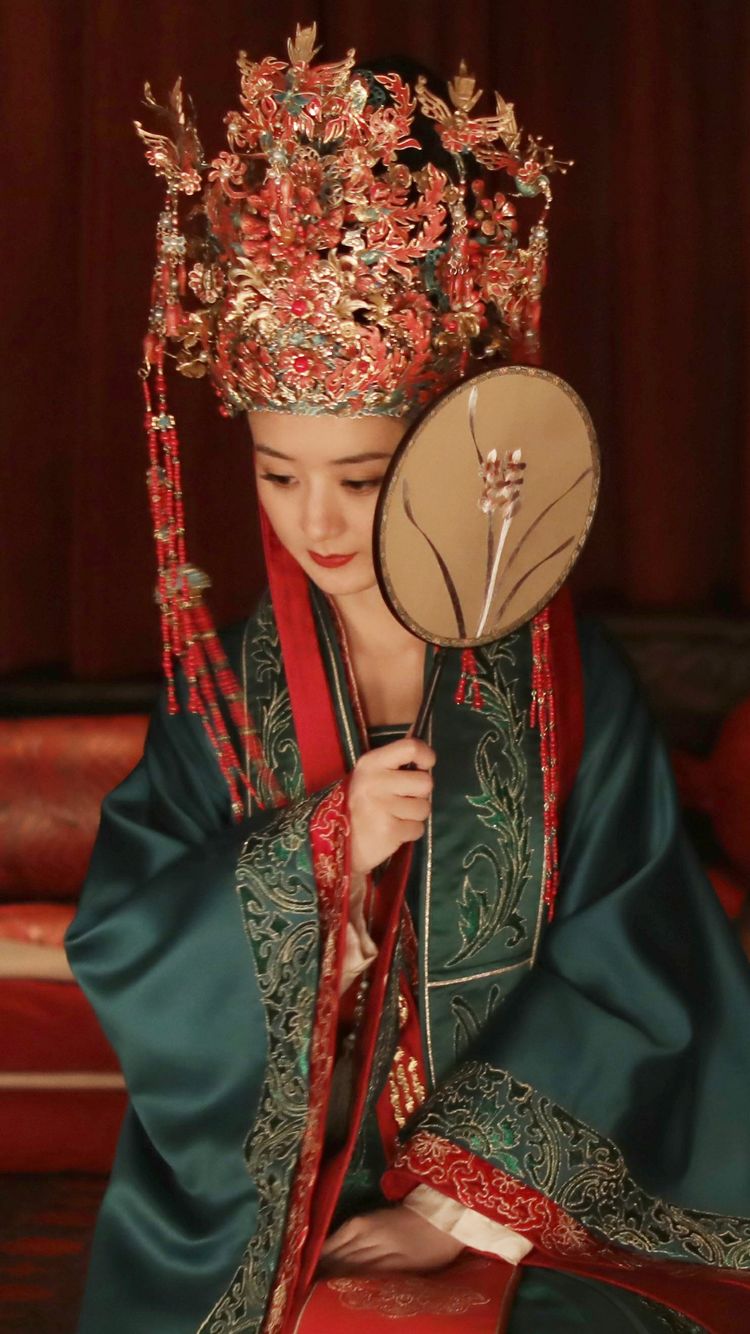古装剧里的绝美嫁衣,景甜谭松韵刘诗诗江疏影,谁最惊艳?