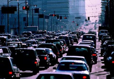 为什么这次一定要救汽车？你们可能不太清楚这个行业有多重要