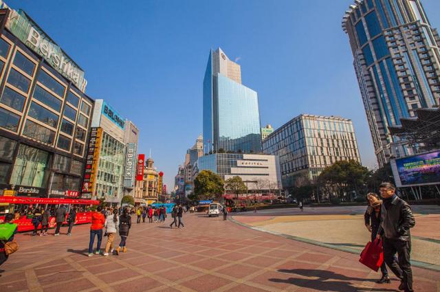 民国时期gdp_中国这个城市深受“老外”喜爱,GDP超3.2万亿,未来可能超过东京