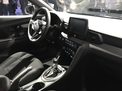 韩系小钢炮来袭，新款Veloster飞思 N官图发布