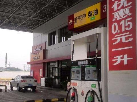 交警：看到这种中国石化绕道走，都是“地沟油”