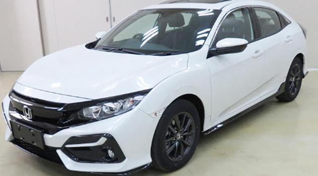 本田思域两厢路试谍照曝光 与海外版车型保持一致