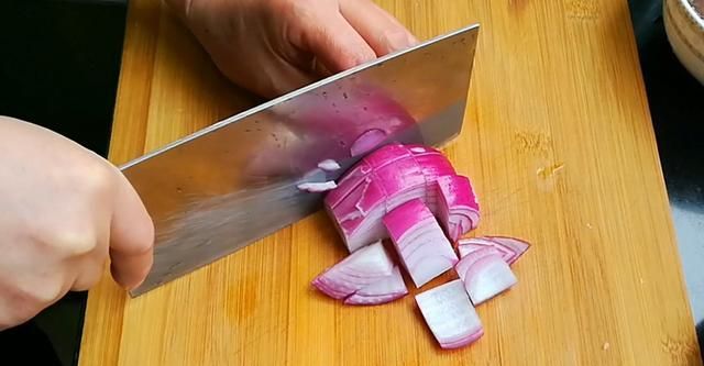 淮扬菜大厨教你精准操作这道腰肝合炒,鲜香软嫩,糖醋味浓