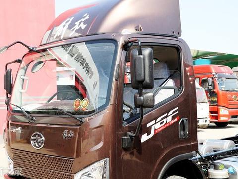 5万公里长换油，20万公里0元保养，解放轻卡再推爆款新品