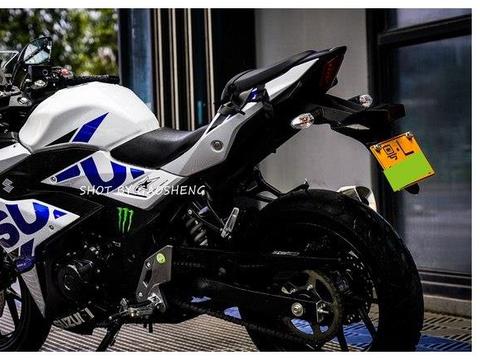 最新款铃木GSX250R，拉花帅气，动力学套件牛，双缸水坑太好了