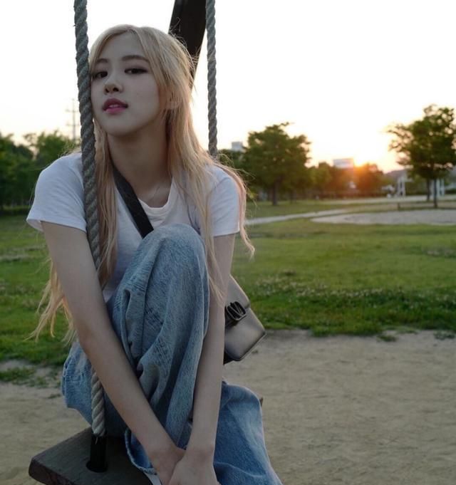 rose朴彩英的美腻仙女穿搭离不开这几点