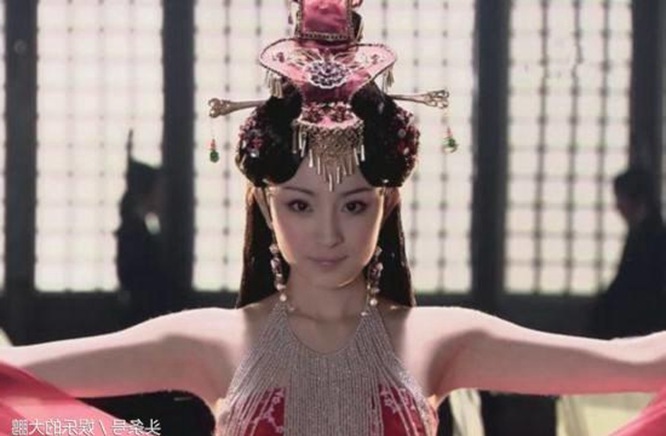 女星古装张开双臂:霍思燕魅惑,最后一个"虐"哭了很多人!