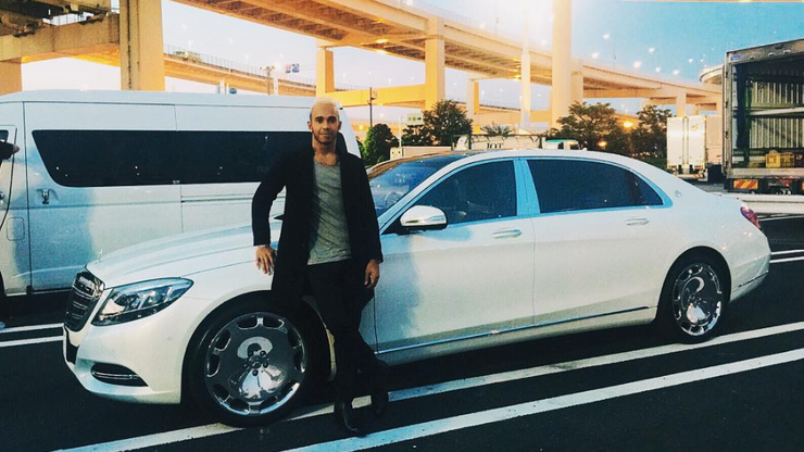 全世界「最快的男人」都买了哪些车?