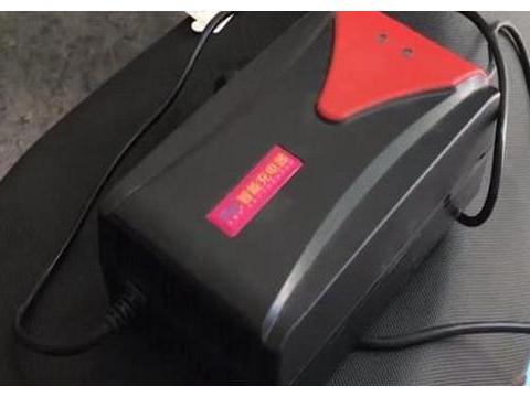 电动车用完再充好，还是随时充好？十个人九个错，难怪电瓶坏的快