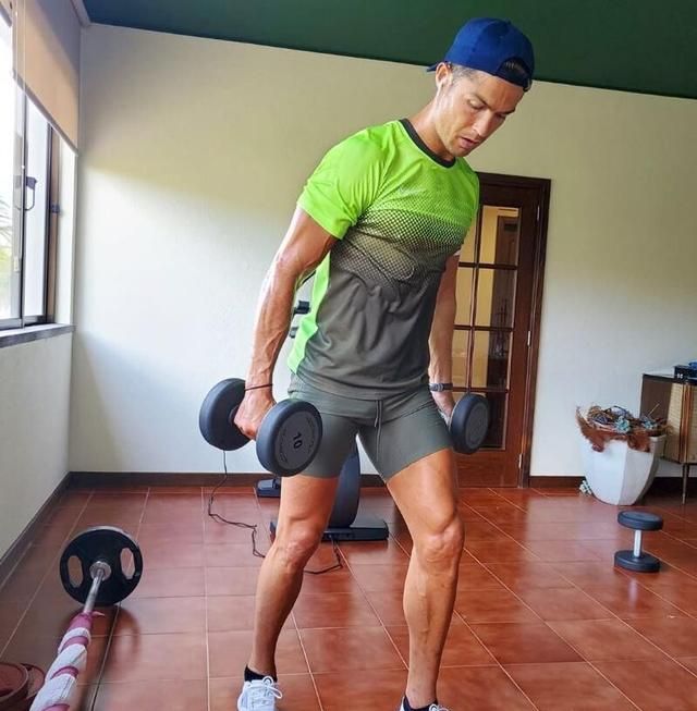 居家健身徒手器械一起练,卷腹挑战后教你