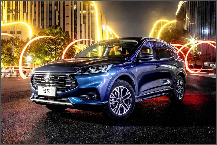 20万级热门紧凑型SUV对决,两驱版的福特锐际与本田皓影怎么选