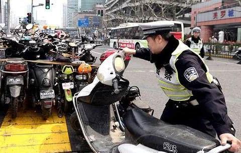 不用再为电动车上牌发愁，电动车替代品问世，一公里仅9分钱