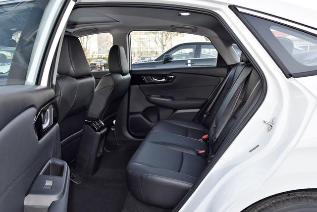 10万多选合资轿车?不如看看这几款车!