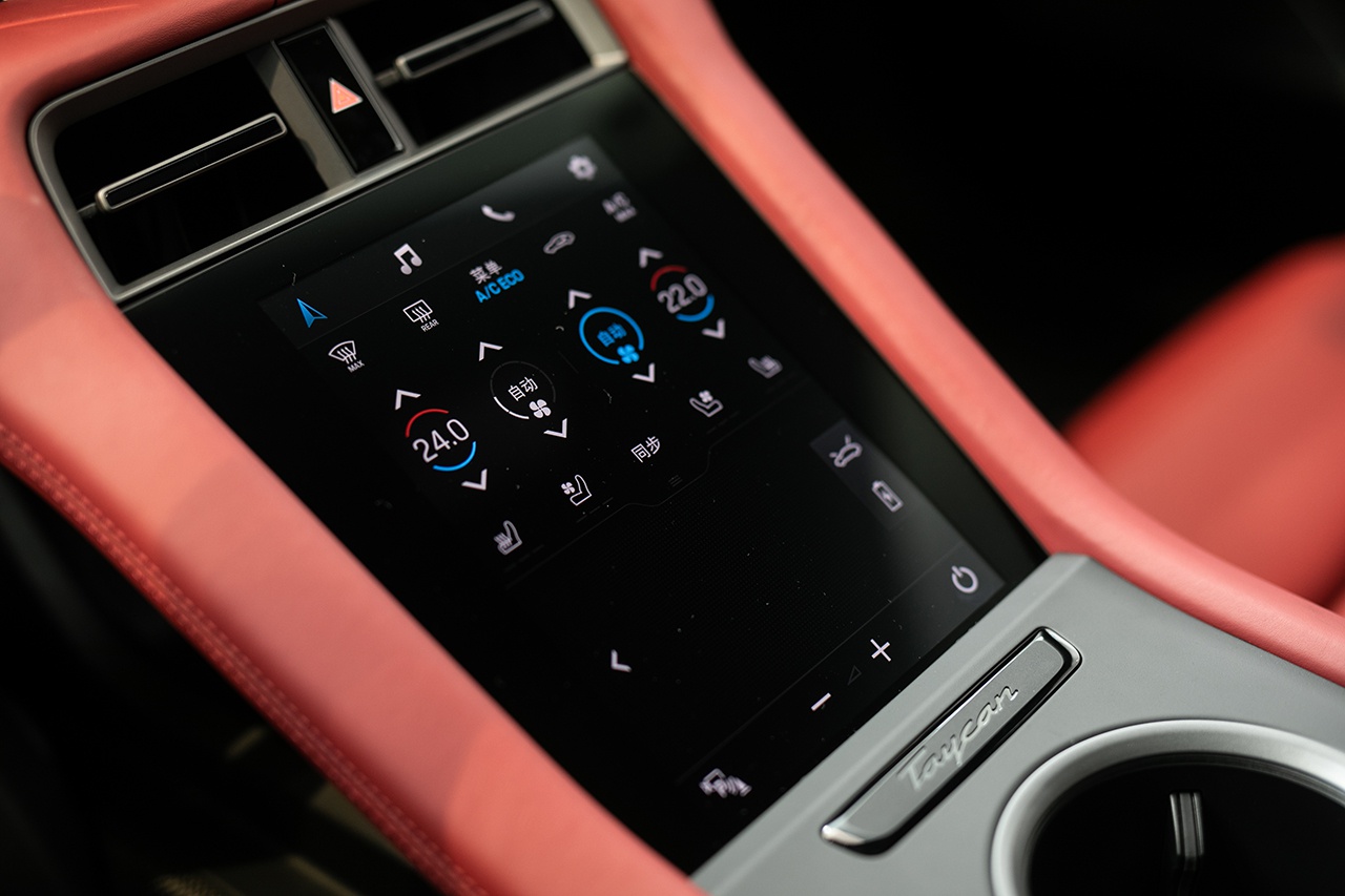 全新保时捷Taycan Turbo S及Taycan Turbo  杭州正式上市