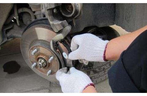 爱车跑了5万公里，这4个零件必须更换，维修工：不换等着坏车吧