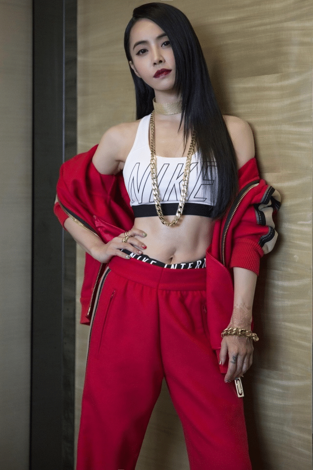 为什么蔡依林近40岁却依旧年轻，身材超好，天后的&ldquo;冻龄秘籍&rdquo;