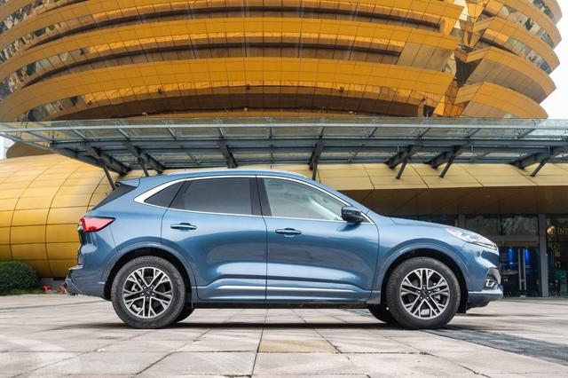 比四驱版起步便宜1万,新款长安福特锐际值不值得买?