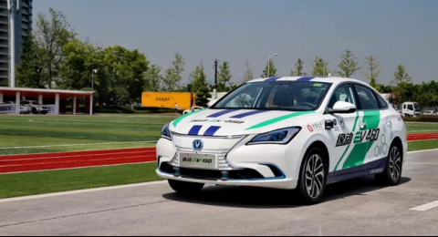 电动汽车开起来和燃油车有什么不同？