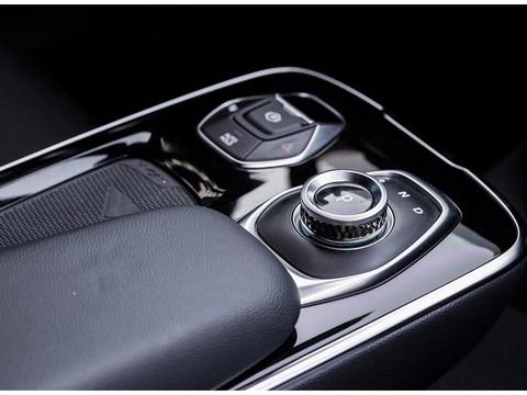 让人骄傲的国产车！长超4.8米还是纯电动，643Km续航，7.9s破百