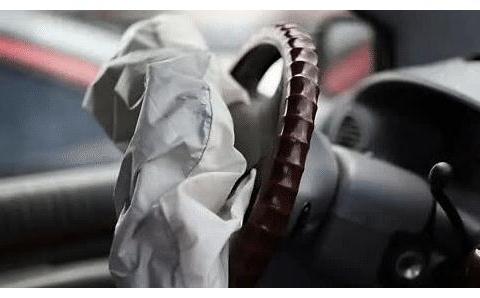 为何如今的汽车上，还用着这些上百年前的设计？网友：不可替代