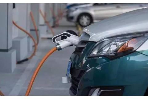 限电又禁摩，百姓接娃咋办？听完专家建议，网友：不食人间烟火？