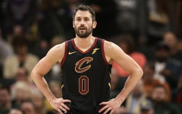 全美瞩目骑士勇士终极一战