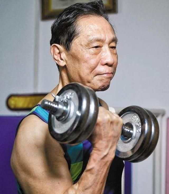 90岁的袁老思维敏捷,84岁的钟老精力充沛