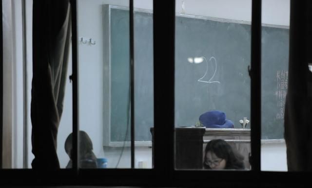 2020研究生入学初试_2020考研弃考率这么高!坚持住,你就赢了