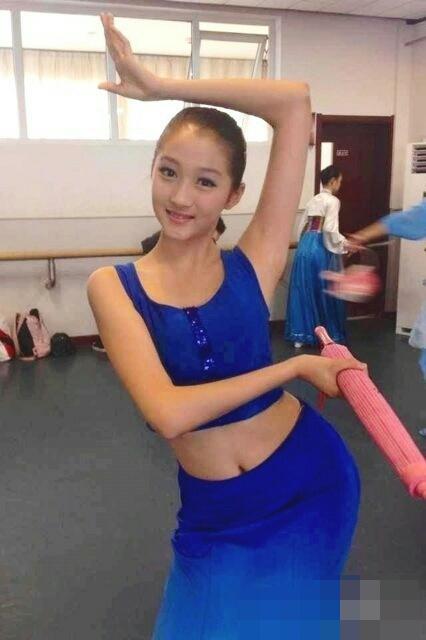 关晓彤胖到认不出,新活动瘦出锁骨,美回初恋脸大方给出减肥秘诀