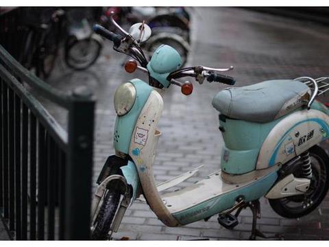 新国标电动车是走机动车道，还是非机动车道？老师傅告诉你！