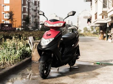 电动车不骑，就不需要充电？老师傅告诉你！