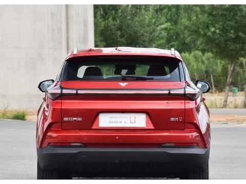 国产电动车的后起之秀，续航里程501km，峰扭615牛·米，挺强