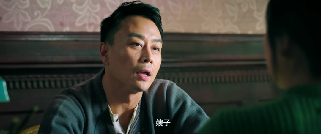 由此可见,这部电影的故事情节,似乎与电影的主题,