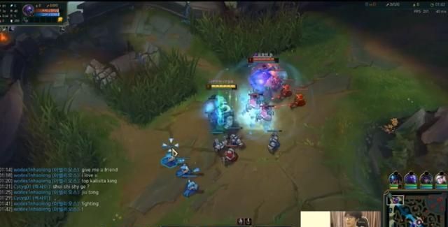 上单武器有克星？Theshy韩服上单酒桶，打的武器没脾气