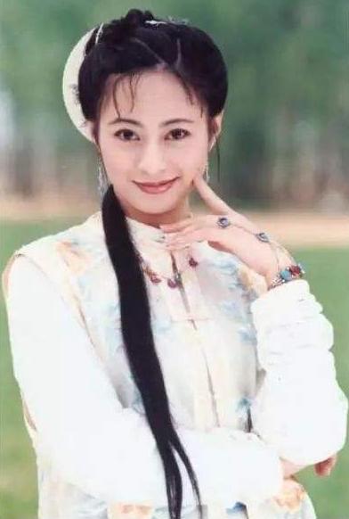 和赵薇相恋3年后,叶茂青转身娶了赵薇闺蜜,今他和赵薇关系如何?