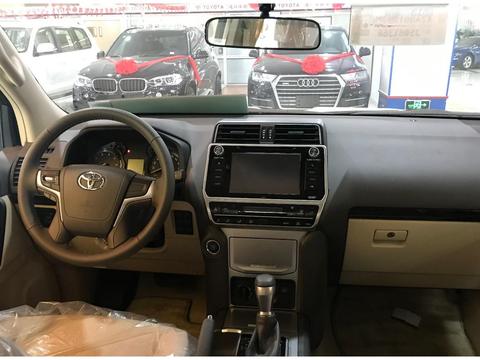 适合长距离越野 2020款丰田普拉多4000实拍 避震能力比轿车舒适