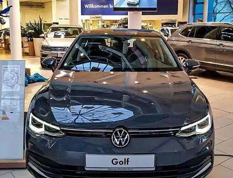 全新高尔夫8，刀锋轮毂配四出排气，大众经典重现江湖