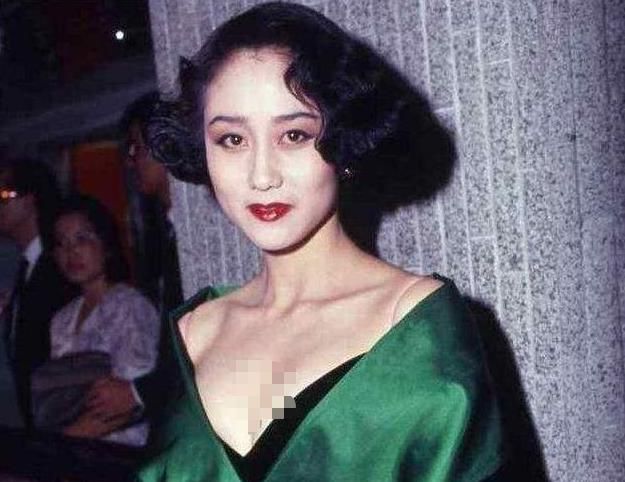 利智为何不做赌王五太?"吊"了李连杰10年才肯嫁
