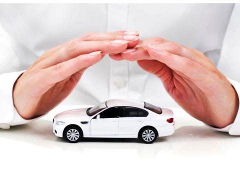 新车车险，到底怎么买更划算？老司机总结几招，每年省下近千元！