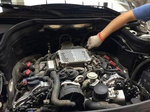 4s店建议1万公里清洗节气门，真有这必要吗？知道少吃亏