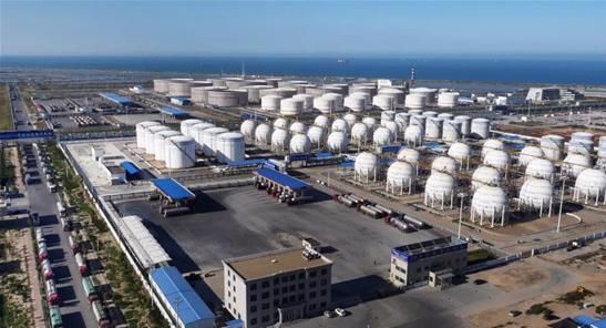 山东东营为什么人均gdp高_山东2021年前三季度GDP,青岛、潍坊分居量、速第一,9地超10%(2)