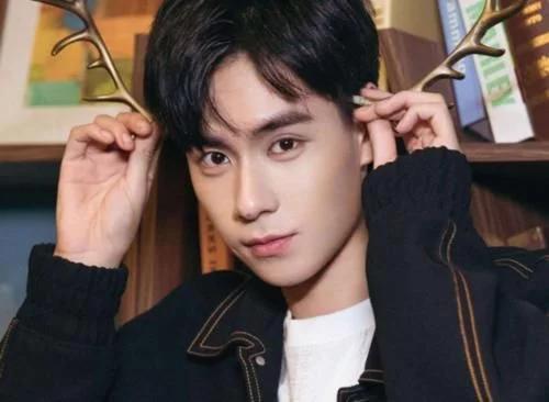 淘宝红人模特排行榜_网红直播推广排行榜~淘宝模特、足球宝贝许智华(2)